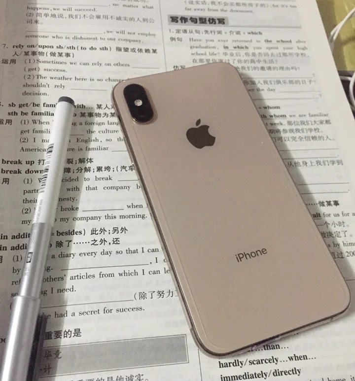 苹果xs电信小版苹果XS是双卡双待吗